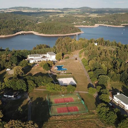 Wellness Hotel Orlik Kozarovice Exteriör bild