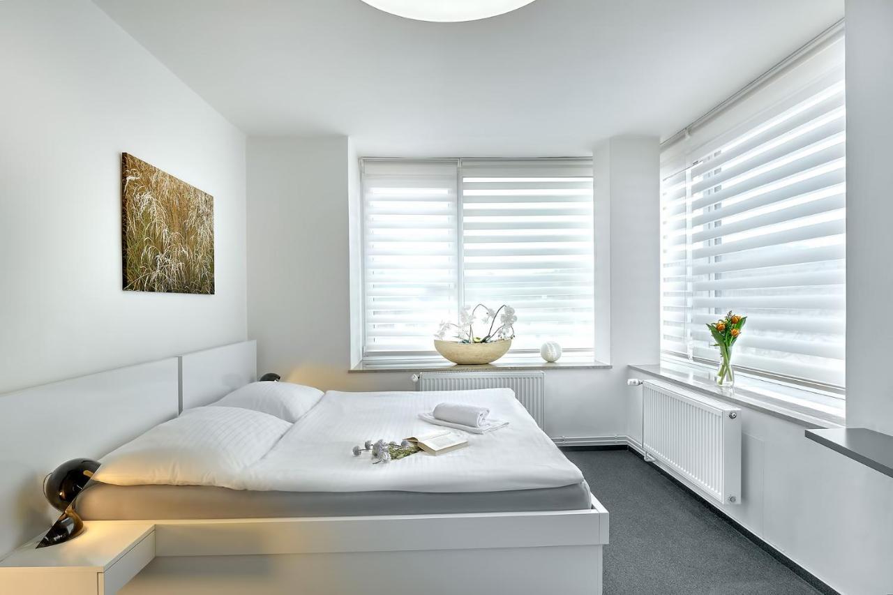 Wellness Hotel Orlik Kozarovice Exteriör bild