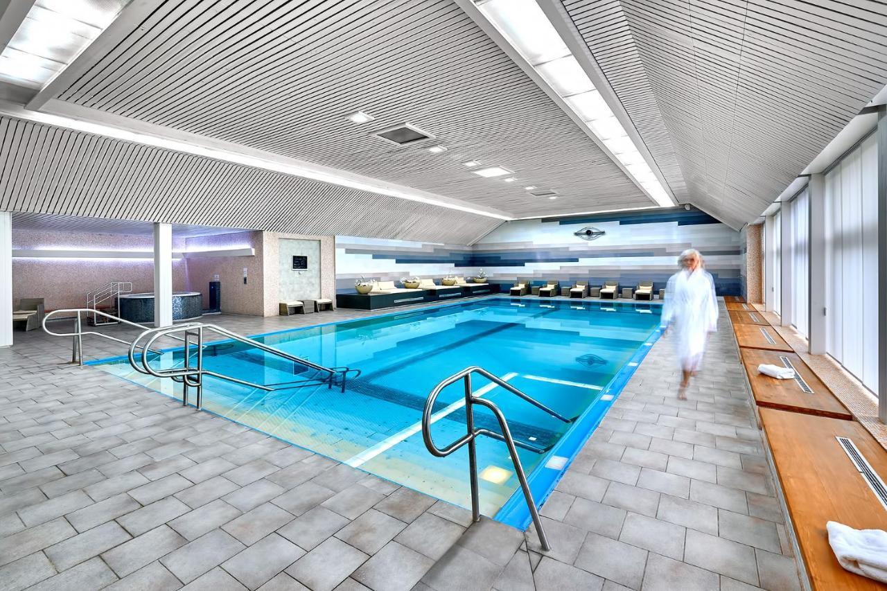 Wellness Hotel Orlik Kozarovice Exteriör bild