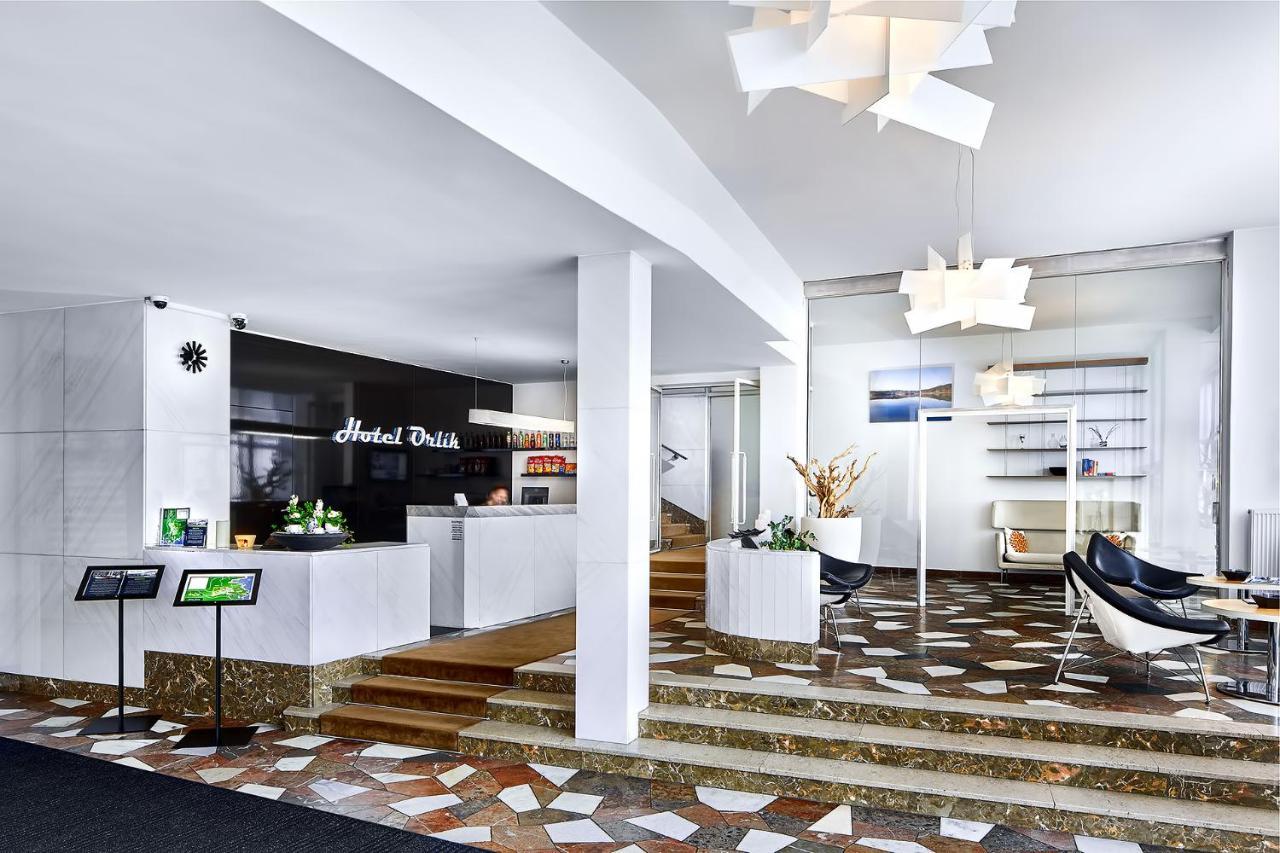 Wellness Hotel Orlik Kozarovice Exteriör bild